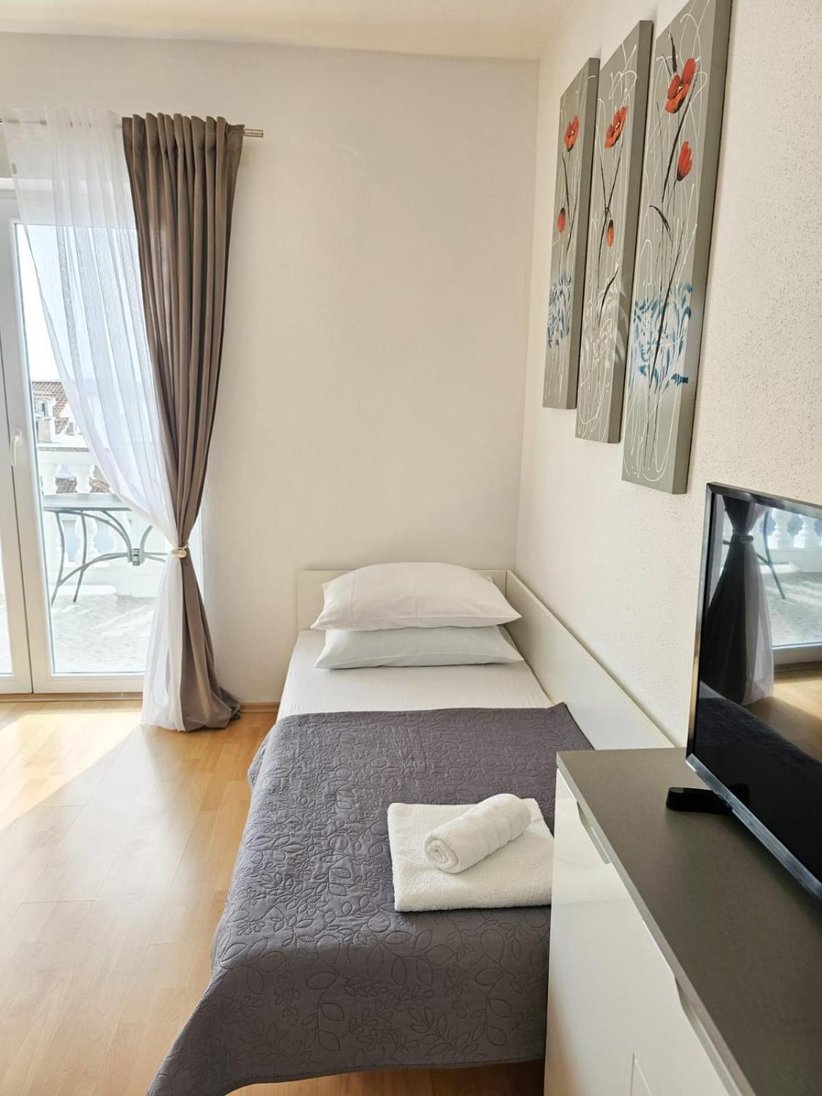 Apartments Karalic Ll 크리크베니카 외부 사진
